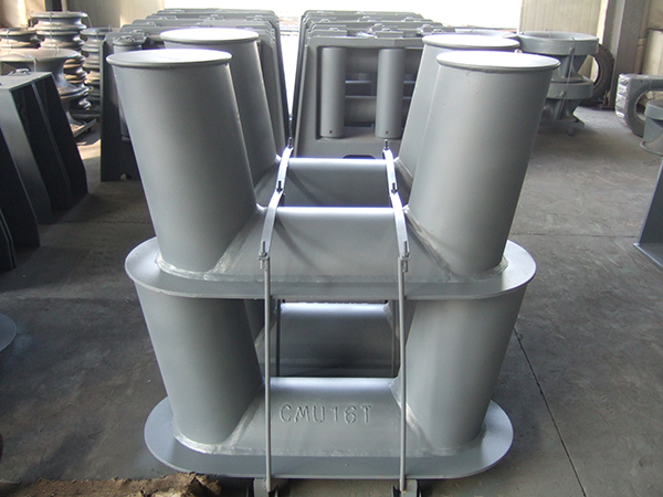 CB T169-1999 Welded Inclined Bollard 3.jpg